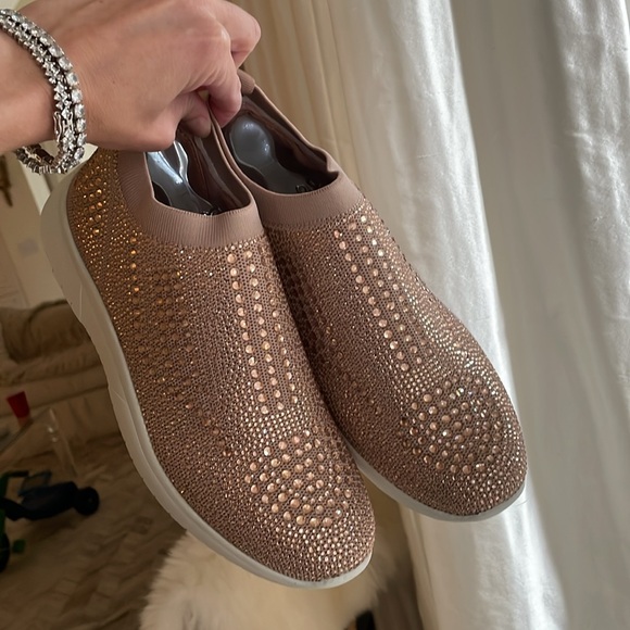 Lauren Lorraine Women's Pink/rose gold/ nude Slip-On sparkle Sneakers - Picture 4 of 10